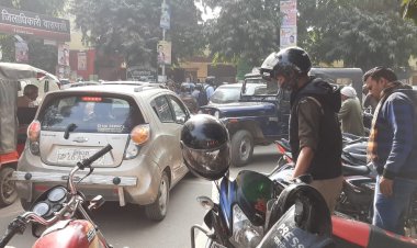 जाम के झाम में जिला मुख्यालय