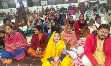 श्रीमद् भागवत कथा  सुन श्रोता हुए भाव विभोर