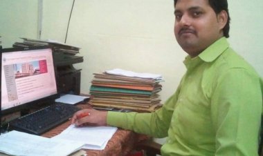 मिर्जापुर विद्युत विभाग में कार्यरत  प्राइवेट कर्मचारियों के कारण उपभोक्ता परेशान