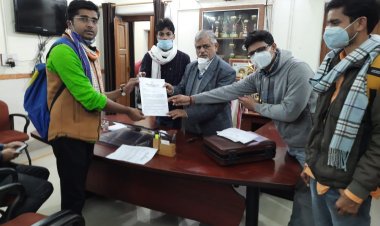 बीएचयू  परिसर  में बस सेवा बहाल करने की मांग