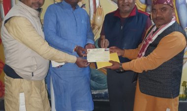 राम मंदिर निर्माण: मैहर मां शारदा देवी के प्रधान पुजारी पवन महाराज ने की 1 लाख रुपए का निधि समर्पण