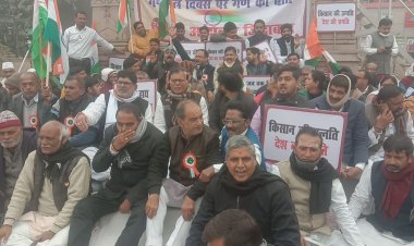 समस्त दलों ने मिलकर किया किसान विरोधी बिल का विरोध