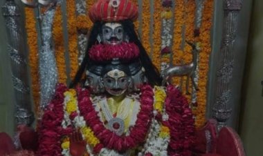 रुद्राभिषेक संग बाबा काशी विश्वनाथ का तिलकोत्सव धूमधाम से मनाया गया