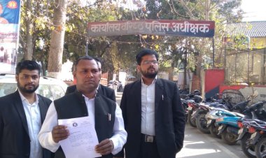 पेट्रोल के बढ़े हुए दाम से नाराज अधिवक्ता ने,एसएसपी से मांगी घुड़सवारी सीखने और घोड़ा खरीदने की इजाजत