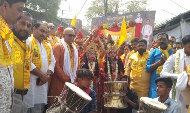 कलश शोभायात्रा का आयोजन किया गया, ब्रह्मा धाम मंदिर से..
