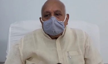 सर्किट हाउस मे प्रदेश के किसानों को उन्नत बीजों आधुनिक कृषि यंत्रों के साथ योगी सरकार लगातार कृषको की आय दुगुनी करने के लिए  प्रयासरत है