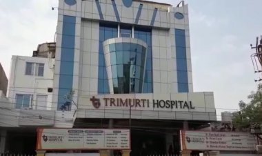 भोजुबीर स्थित त्रिमूर्ति हॉस्पिटल में भर्ती मरीज भगवान भरोसे,ऑक्सीजन खत्म होने के कगार पर