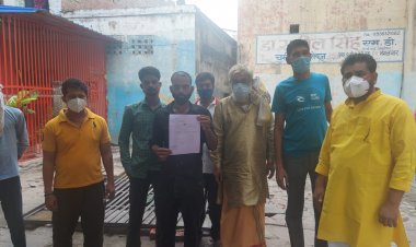 काफी सालो से जमा हुआ प्राचीन कुआं में गंदगी, क्षेत्रीय जनता ने नगर आयुक्त दिया पत्र,सुनवाई नही