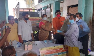 सरकार के 7 वर्ष पूर्ण होने पर मझवॉ विधायक शुचिस्मिता मौर्या ने किया सेवा भाव