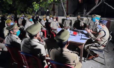 कमिश्नर के आदेश पर देर रात हुआ सैनिक सम्मेलन...