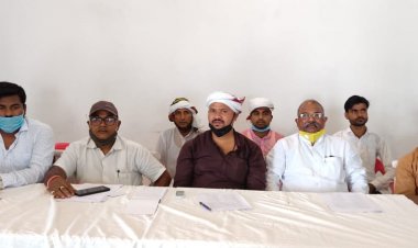 बसपा कार्यकर्ताओं ने छोड़ी पार्टी...