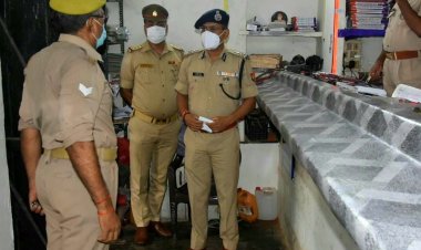 रामनगर थाने का पुलिस कमिश्नर ने किया औचक निरीक्षण...