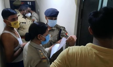 देर रात होटलों में पुलिस का चला चेकिंग अभियान...