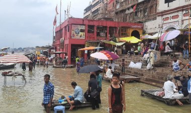 लगातार बढ़ रहा गंगा का जलस्तर, जल्द टूट जाएगा घाटों का संपर्क...