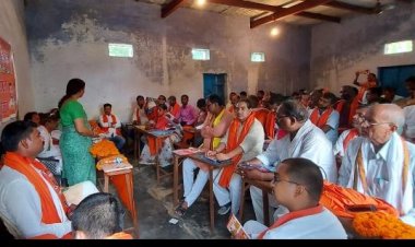 विधायक शुचिस्मिता मौर्या ने किया कार्यसमिति की बैठक...