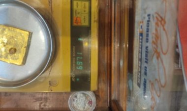 कस्टम विभाग ने सोने की तस्करी करते युवक को हवाईअड्डे पर पकड़ा...