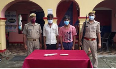 एक तमंचा दो जिंदा कारतूस और 1 चाकू के साथ दो अभियुक्त गिरफ्तार...