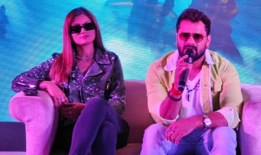 खेसारी लाल यादव और शिप्रा गोयल का मचअवेटेड गाना 'रोमांटिक राजा' काशी में हुआ रिलीज