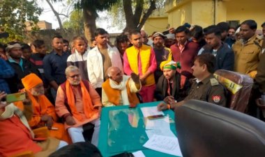 दो पक्षों के बीच झगड़े छुड़ाने गए युवक से खूब चले ईंट पत्थर