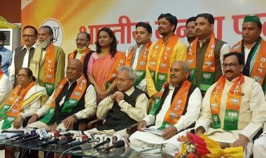 विधानसभा चुनाव के पहले सपा को वाराणसी में लगा बड़ा झटका, पूर्व महानगर अध्यक्ष राजकुमार जायसवाल ने थामा भाजपा का दामन