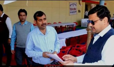 मतगणना : तैयारियों का जायजा लेने पहुंचे डीएम कौशल राज शर्मा...