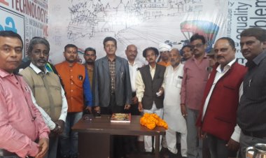 यू. पी. जर्नलिस्ट एसोसिएशन की बैठक उपजा के कार्यालय पर संपन्न हुई...