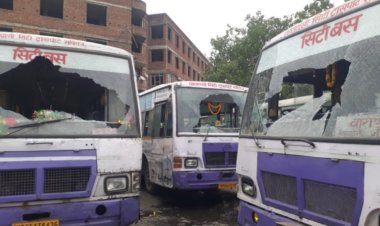 अग्निपथ के विरोध की आंच वाराणसी पहुंची, कैंट और रोडवेज पर तोड़फोड़...