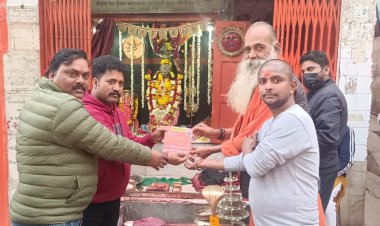 मंदिरों में भगवान को सेंटा क्लॉज बनाने की धार्मिक अपराध करने वालों पर राष्ट्रीय हिन्दू दल सख्त, जारी किया चेतावनी पोस्टर