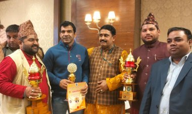 अंतर्राष्ट्रीय ख्याति प्राप्त ज्योतिषी पुरषोत्तम दुबे को मिला ज्योतिष महर्षि अवार्ड