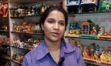 Holi 2024:काष्ठ कला पर चढ़ा होली का रंग,गोपियों संग होली खेल रहे नंदलाल,काशी में खूबसूरत मॉडल तैयार