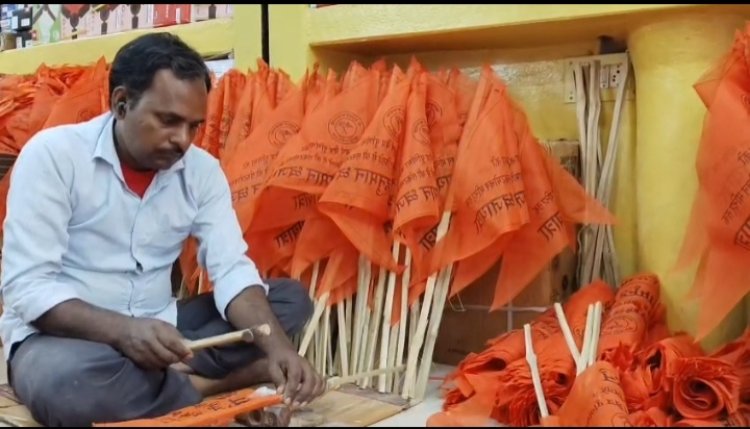 Varanasi:1 लाख ध्वज, 3 KM लम्बी कतार,हनुमान जयंती पर काशी में निकलेगी सबसे बड़ी ध्वजा यात्रा